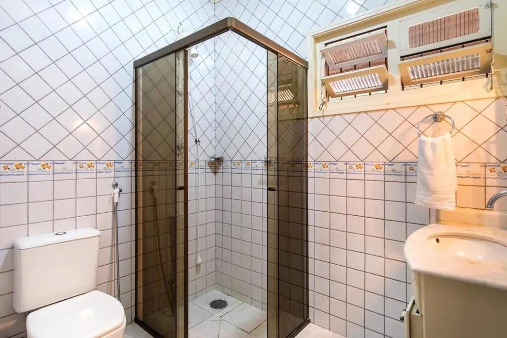 Bh4 - Bh4: Casa Com Piscina Ao Lado Da Praia Grande Убатуба Екстериор снимка